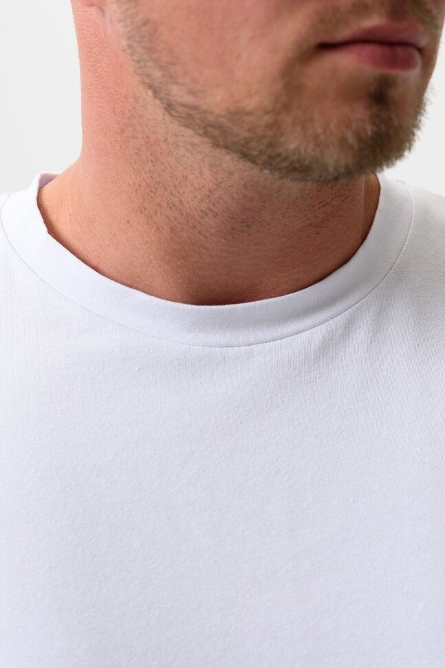 Мужская футболка 14414 оверсайз белый