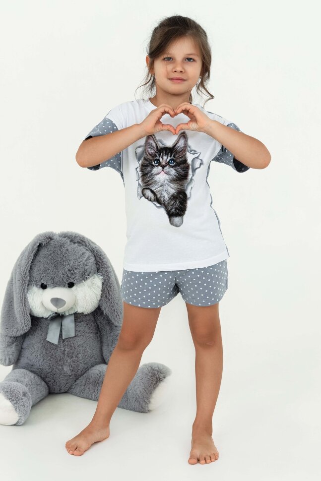 Костюм с шортами для девочки Домбей