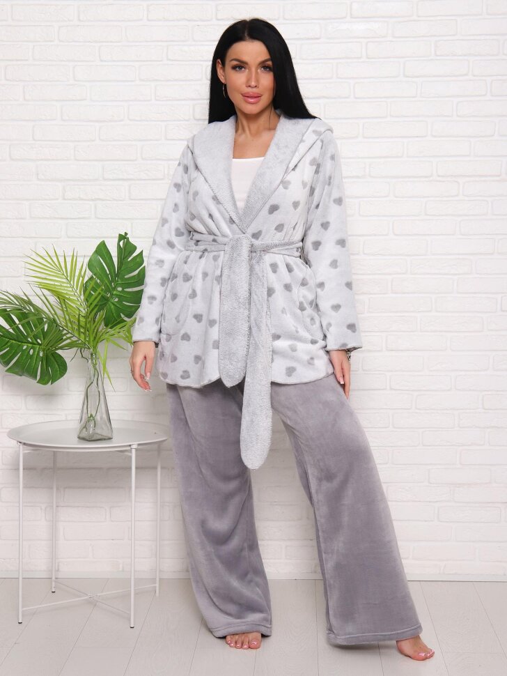 Милаша серый костюм