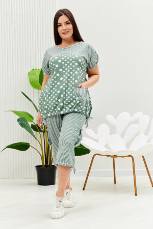 Женский костюм с бриджами 9204 полоса горох хаки