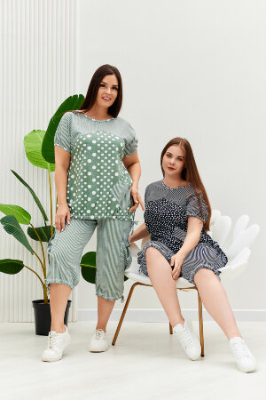 Женский костюм с бриджами 9204 полоса горох хаки