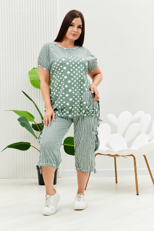 Женский костюм с бриджами 9204 полоса горох хаки