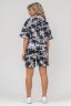 Женский костюм с шортами 36637 тай дай серый