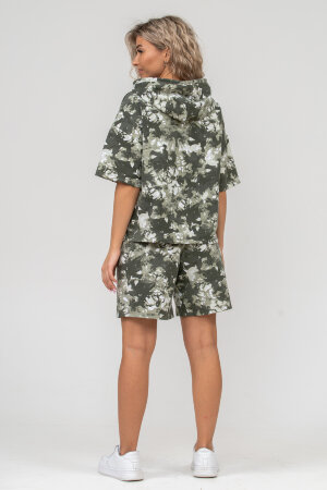 Женский костюм с шортами 36637 тай дай хаки