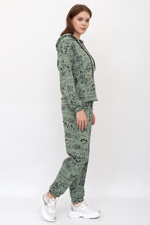 Костюм женский Бетти Х 8812