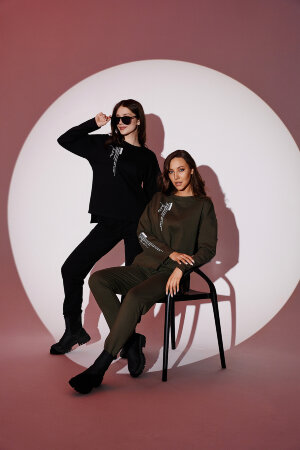 Женский костюм с брюками 67062 хаки