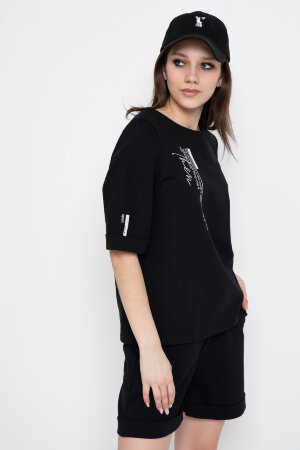 Женский костюм с шортами 67063 черный