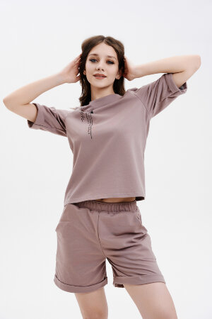 Женский костюм с шортами 67063 капучино