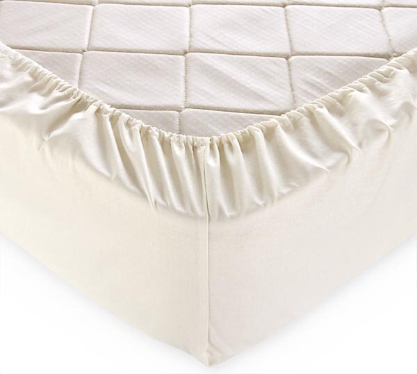 Простыня на резинке Бежевая, перкаль