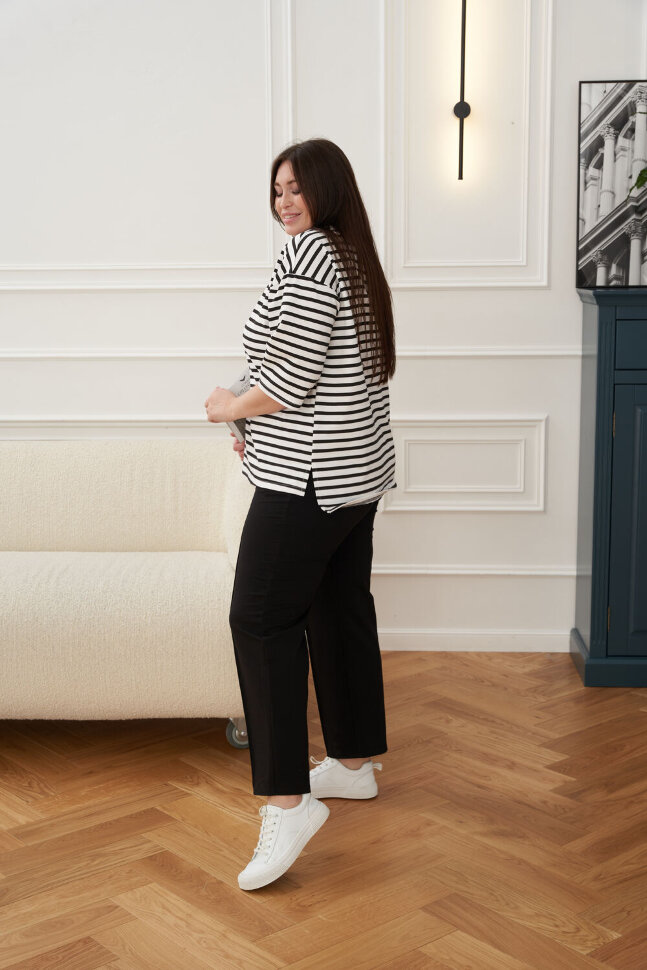 Женский костюм с брюками 375707 из футера черная полоска