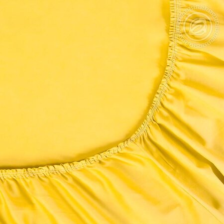 Простыня на резинке Желтая, сатин