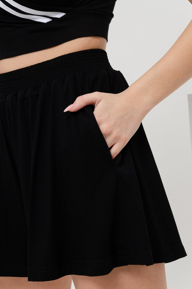 Женский костюм с шортами 8353