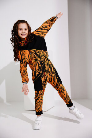 Детский костюм с брюками 67058 оранжевый,черный