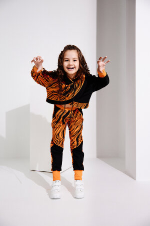 Детский костюм с брюками 67059 оранжевый,черный