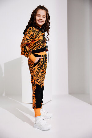 Детский костюм с брюками 67059 оранжевый,черный