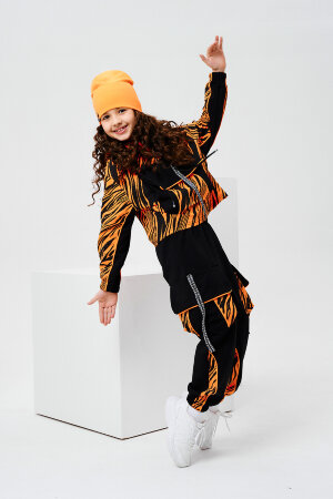 Детский костюм с брюками 67060 оранжевый,черный