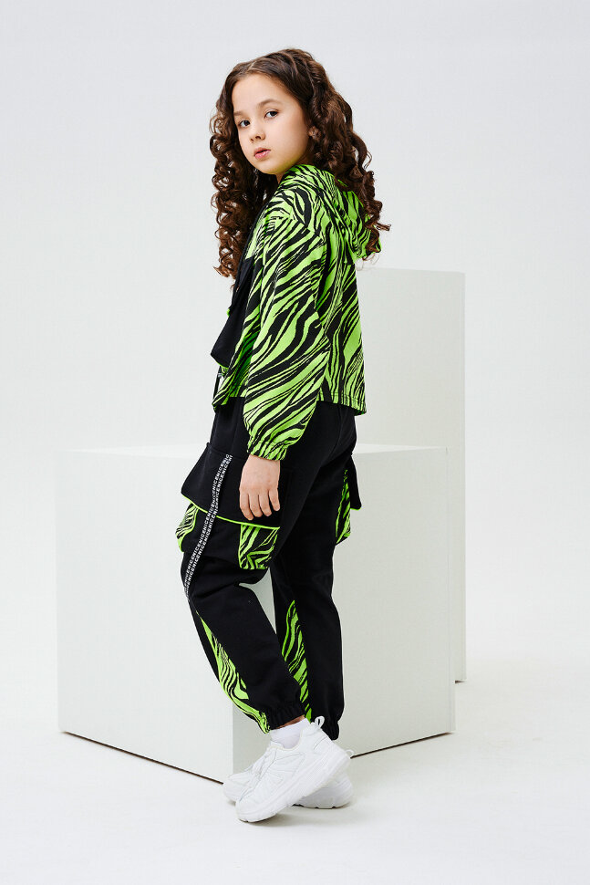 Детский костюм с брюками 67060 салатовый,черный