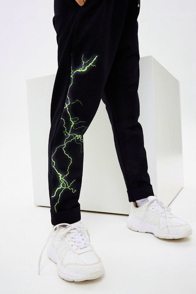 Детский костюм с брюками 67066 черный,зеленый