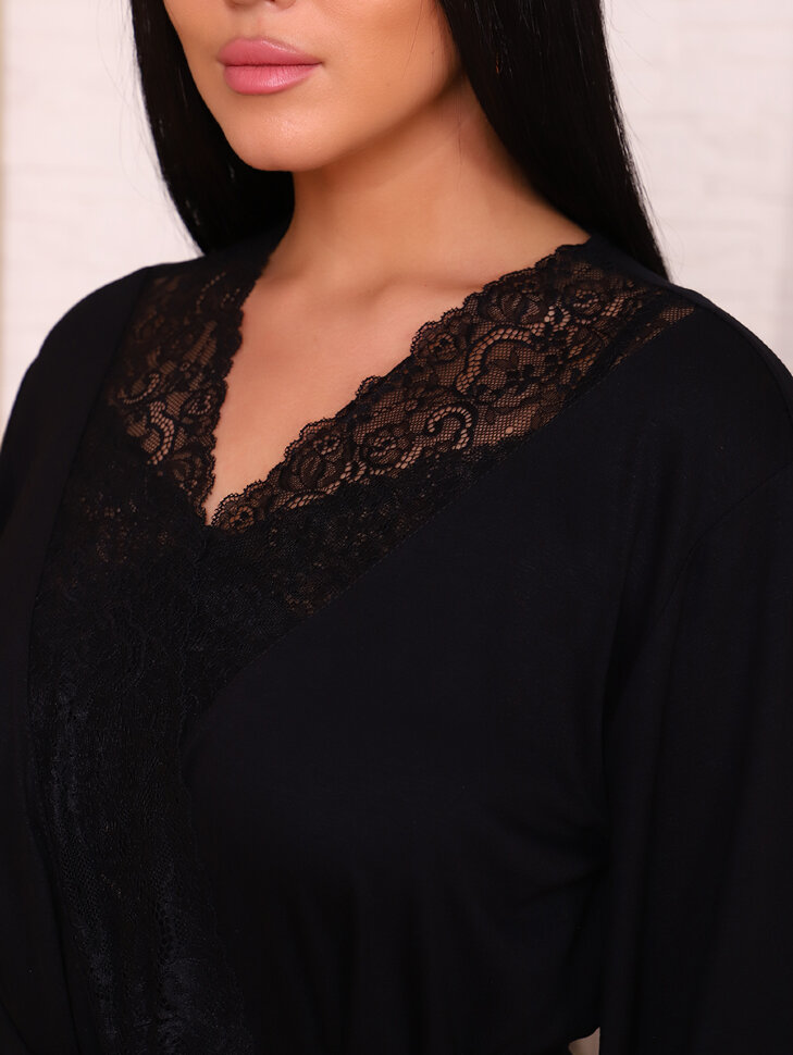 Мадонна чёрная пеньюар